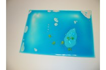  Place-mat with encapsulation of liquid & floaters